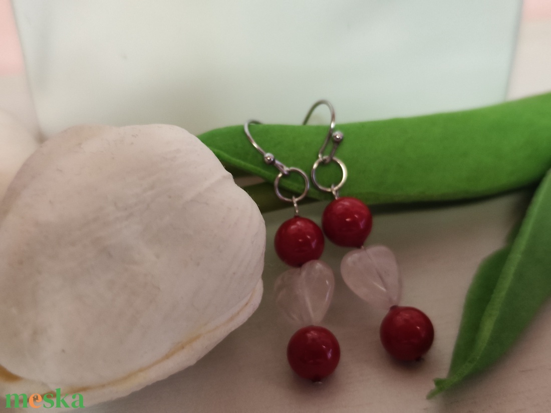 Nemesacél fülbevaló kagylógyöngy és rózsakvarc gyönggyel! - ékszer - fülbevaló - lógó fülbevaló - Meska.hu