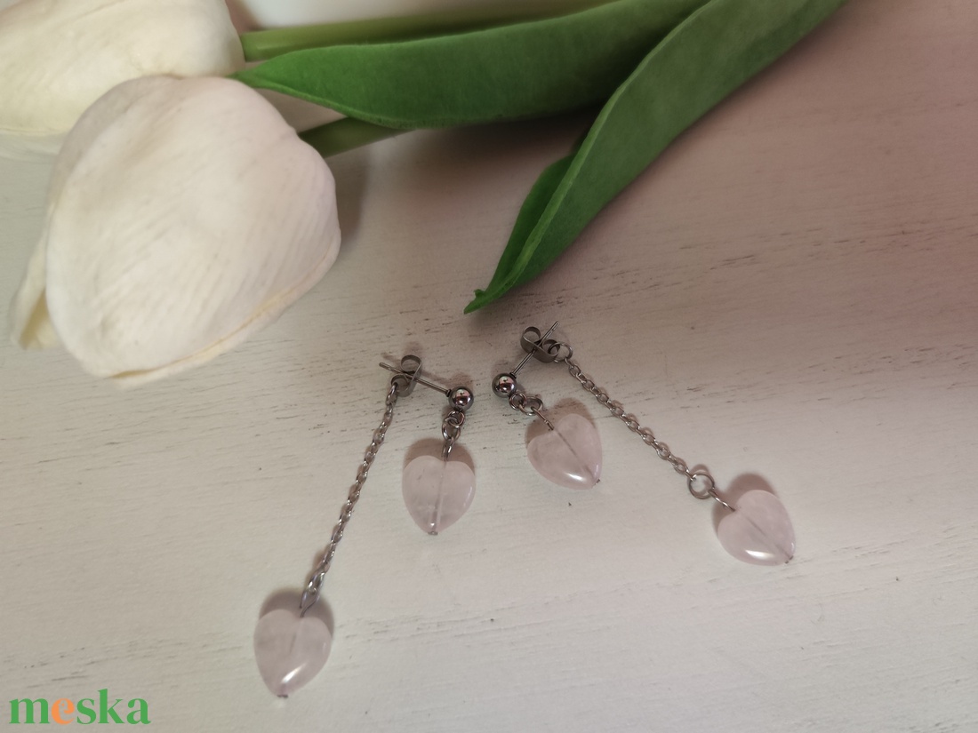 Nemesacél fülbevaló Rózsakvarc szív medállal! - ékszer - fülbevaló - lógó fülbevaló - Meska.hu