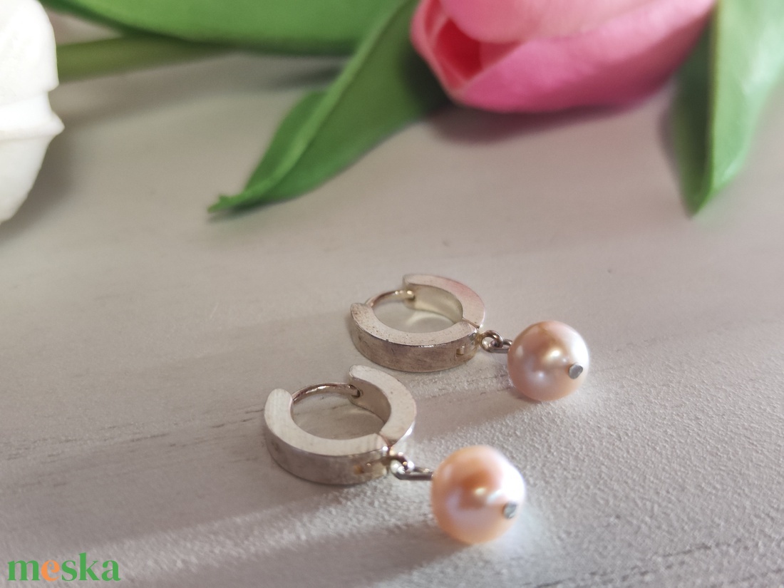 Egyedi tenyésztett gyöngy fülbevaló! - ékszer - fülbevaló - lógós kerek fülbevaló - Meska.hu