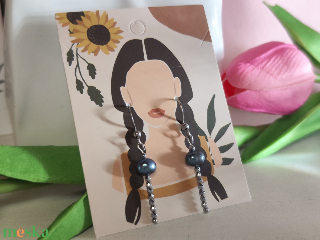 Tenyésztett gyöngy- hematit fülbevaló! - ékszer - fülbevaló - lógó fülbevaló - Meska.hu