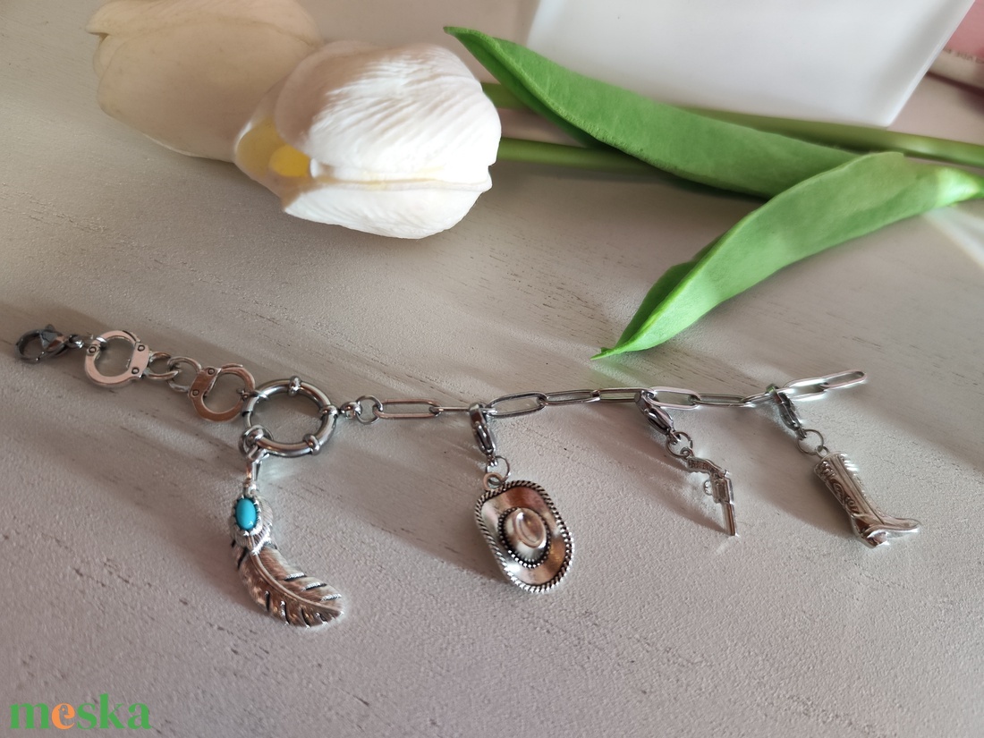 Western Cowboy Stílusú Nemesacél Karkötő Charmokkal! - ékszer - karkötő - charm karkötő - Meska.hu