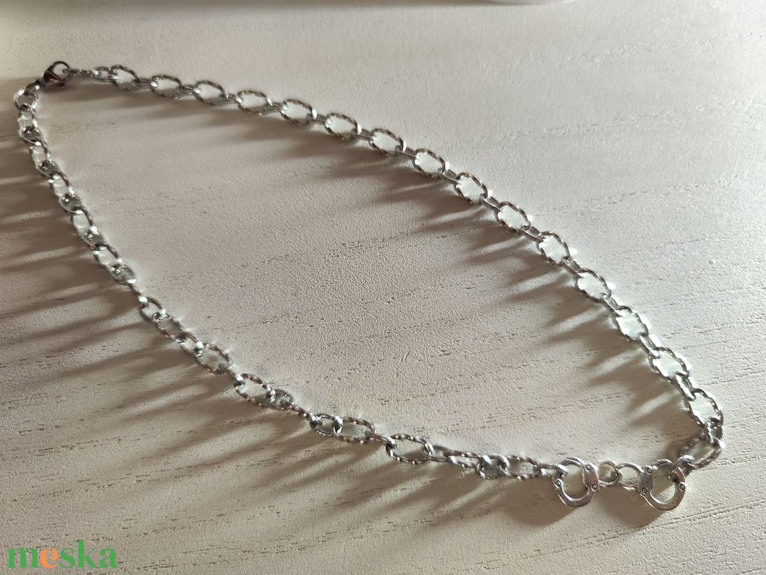 Masszív nemesacél nyaklánc bilinccsel � unisex, strapabíró ékszer! - ékszer - nyaklánc - medálos nyaklánc - Meska.hu