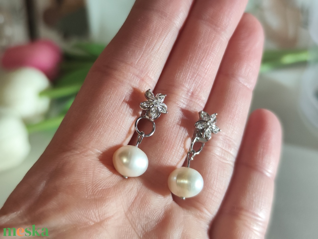 2 az 1-ben Kézműves Ezüst Virág Fülbevaló Valódi Édesvízi Gyönggyel � S925 - ékszer - fülbevaló - lógós kerek fülbevaló - Meska.hu