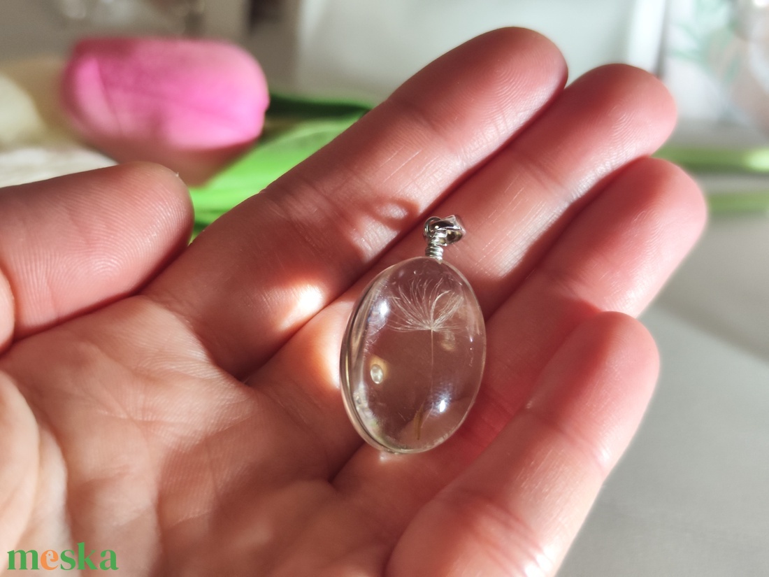 Egy cseppnyi természet � Kézzel készült pitypangos medál nemesacél díszítéssel - ékszer - nyaklánc - medál - Meska.hu