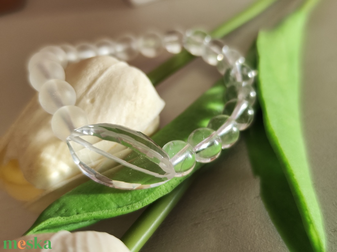 Hegyikristály Harmónia � Elegáns Matt és Fényes Ásványkarkötő  - ékszer - karkötő - ásványkarkötő - Meska.hu