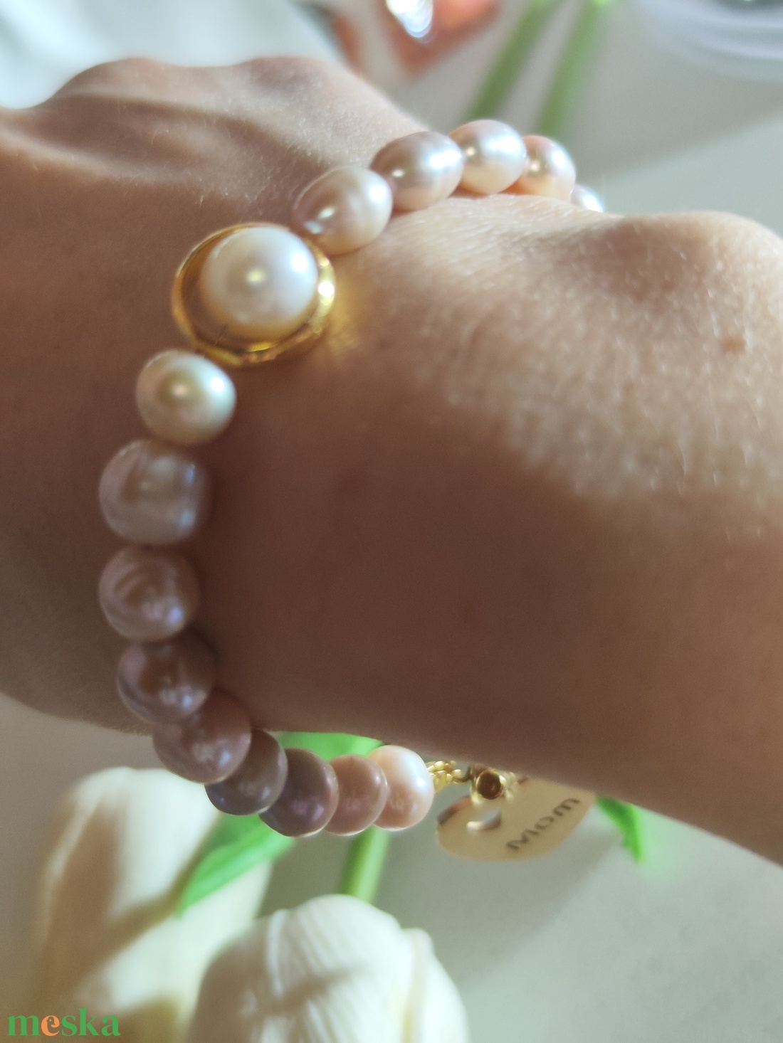 Anya Igazgyöngy Karkötő � Elegancia Tavasz Típusú Hölgyeknek (Nemesacél) - ékszer - karkötő - gyöngyös karkötő - Meska.hu