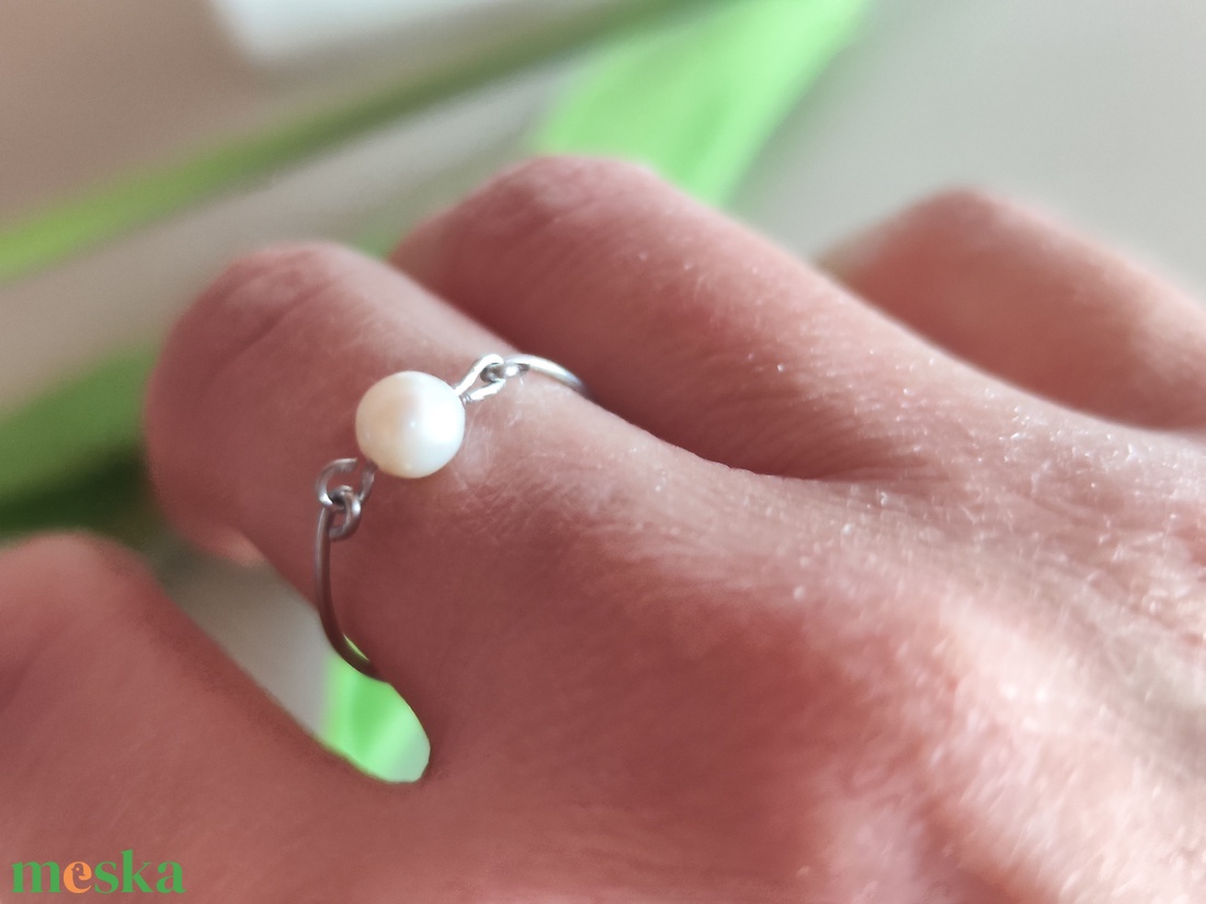 Egyedi Kézműves Nemesacél Gyűrű Édesvízi Tenyésztett Gyönggyel � 58-as méret - ékszer - gyűrű - gyöngyös gyűrű - Meska.hu