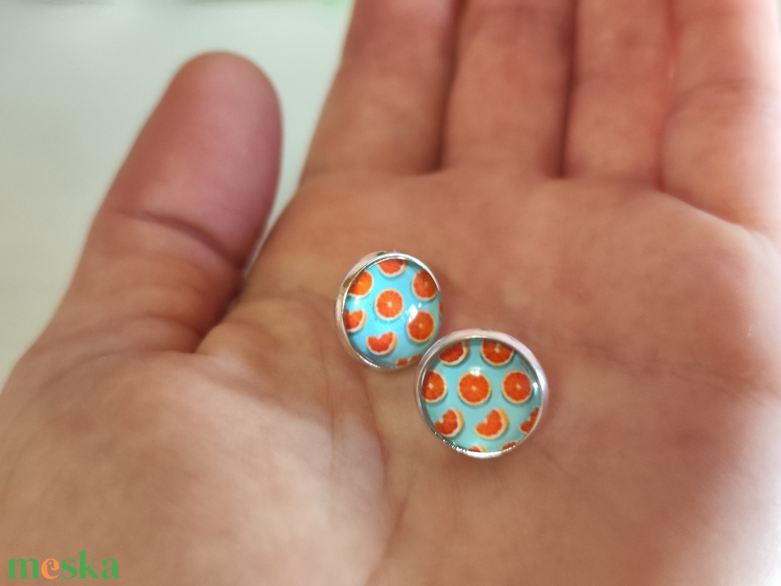 Üde Nyári Narancs � Nemesacél Üveglencsés Fülbevaló (12 mm) - ékszer - fülbevaló - pötty fülbevaló - Meska.hu