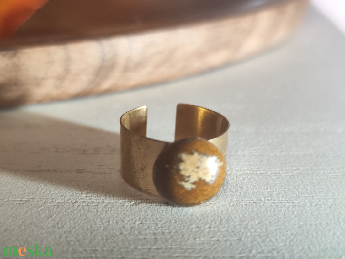 Egyedi Képjáspis sárgaréz gyűrű � Állítható, unisex, minimalista ásvány ékszer! - ékszer - gyűrű - gyöngyös gyűrű - Meska.hu