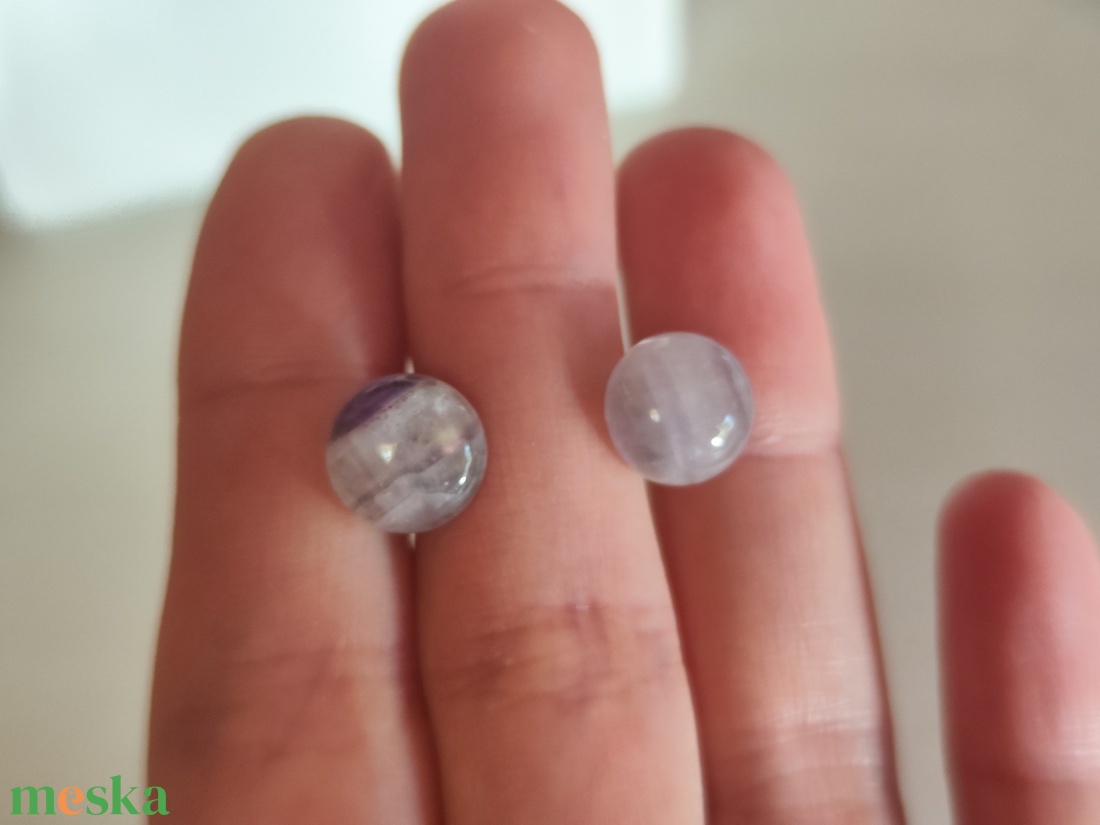 Kézműves Ametiszt pötty fülbevaló (10 mm) nemesacél alapon! - ékszer - fülbevaló - pötty fülbevaló - Meska.hu