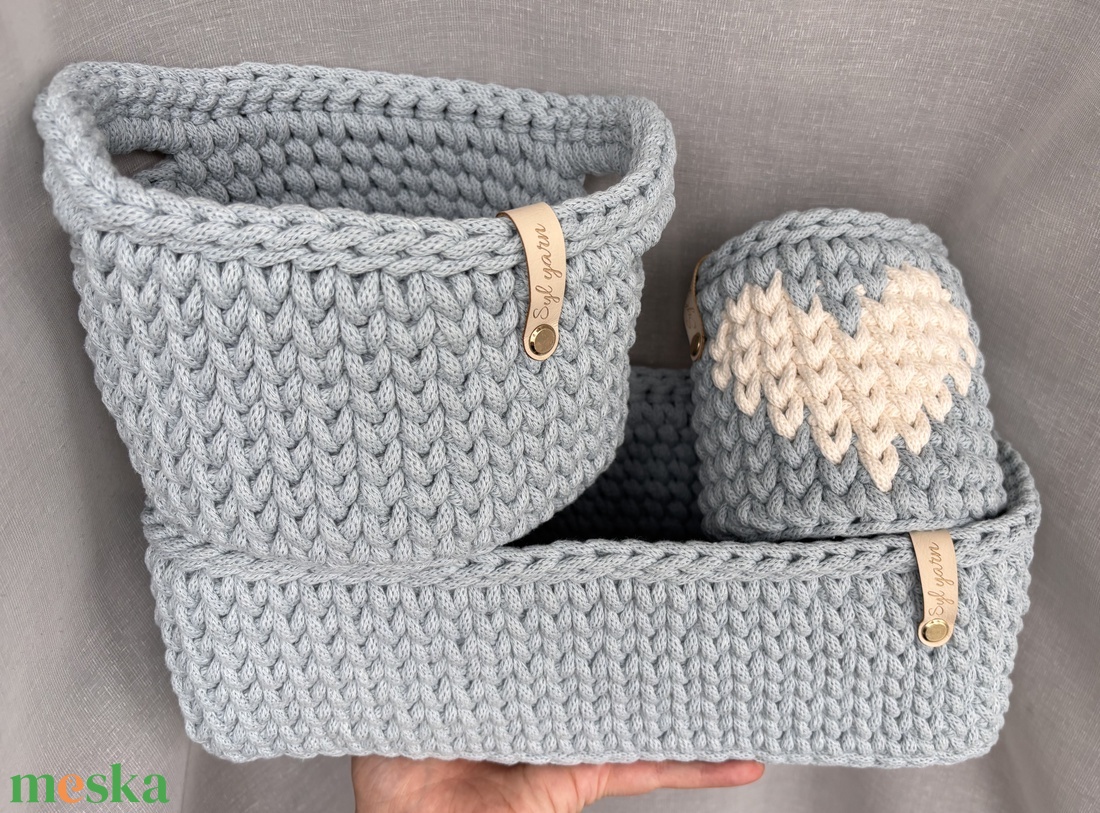 Horgolt kék tároló szett / Babaváró ajándék - baba - mama - babaszobabútor - játéktároló - Meska.hu