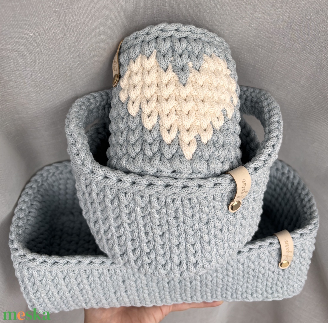 Horgolt kék tároló szett / Babaváró ajándék - baba - mama - babaszobabútor - játéktároló - Meska.hu