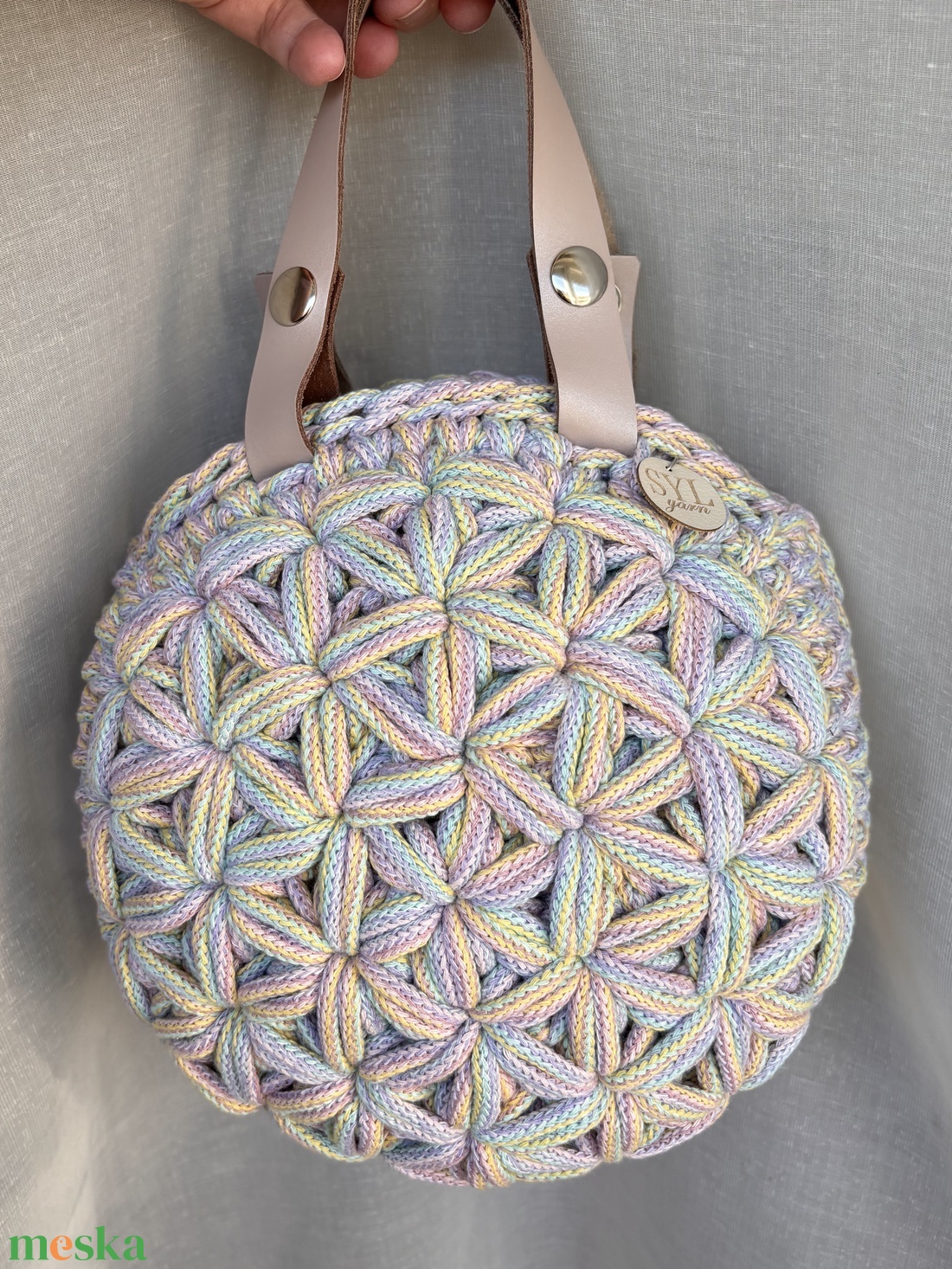 Horgolt jázmin mintás táska - táska & tok - kézitáska & válltáska - vállon átvethető táska - Meska.hu