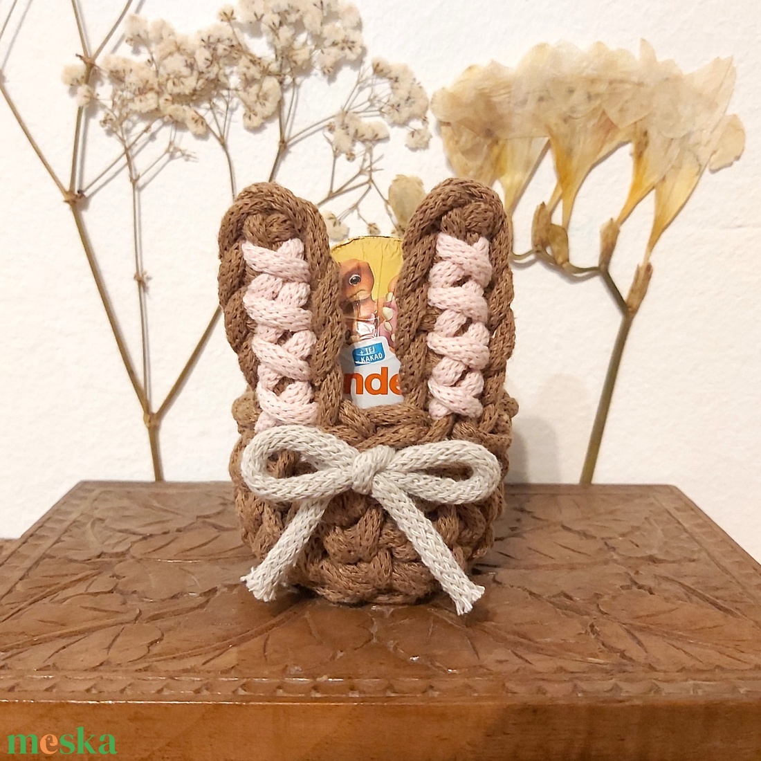 Húsvéti horgolt tojástartó kosár nyuszifülekkel - ünnepi díszek, dekorációk - húsvéti díszek és dekorációk - húsvéti ajándékátadó - Meska.hu