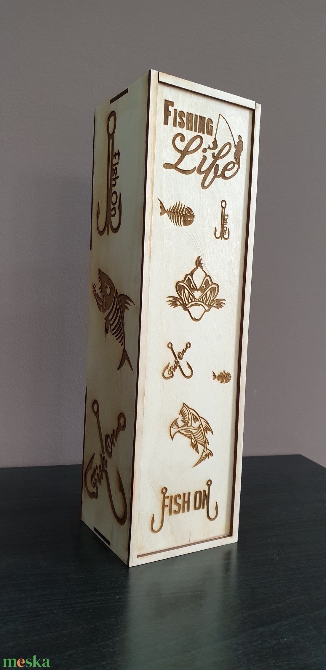Egyedi gravírozott bortartó horgászoknak ajándékba - otthon & életmód - konyhafelszerelés, tálalás - tálalás - bortartó - Meska.hu Egyedi gravírozott bortartó horgászoknak ajándékba - otthon & életmód - konyhafelszerelés, tálalás - tálalás - bortartó - Meska.hu