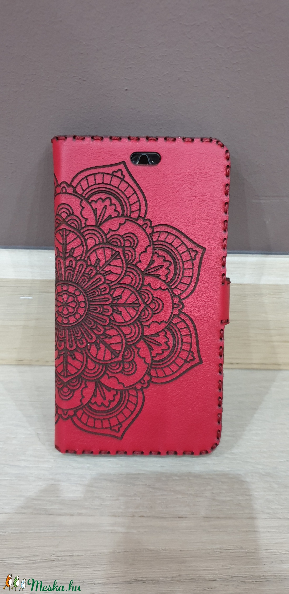 Mandalás egyedi készítésű gravírozott bőr telefon tok - - Meska.hu Mandalás egyedi készítésű gravírozott bőr telefon tok - - Meska.hu