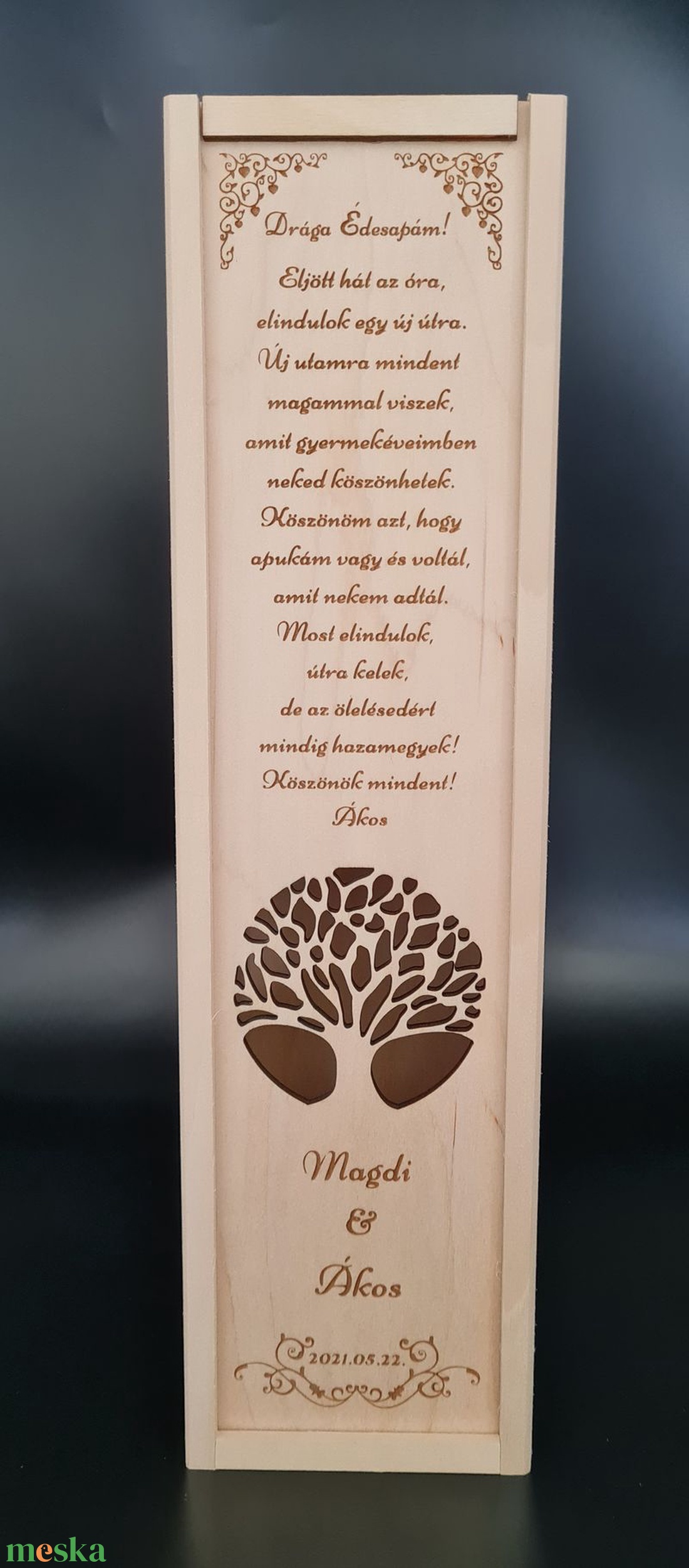 Egyedi esküvői szülőköszöntő bortartó esküvőre - esküvő - emlék & ajándék - köszönőajándék - Meska.hu Egyedi esküvői szülőköszöntő bortartó esküvőre - esküvő - emlék & ajándék - köszönőajándék - Meska.hu
