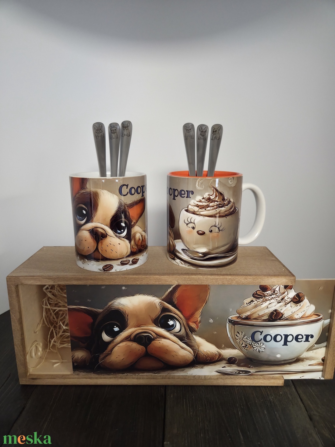 Bulldog bögre és kiskanál szett díszdobozban - otthon & életmód - kisállatoknak - más házikedvenceknek - Meska.hu Bulldog bögre és kiskanál szett díszdobozban - otthon & életmód - kisállatoknak - más házikedvenceknek - Meska.hu