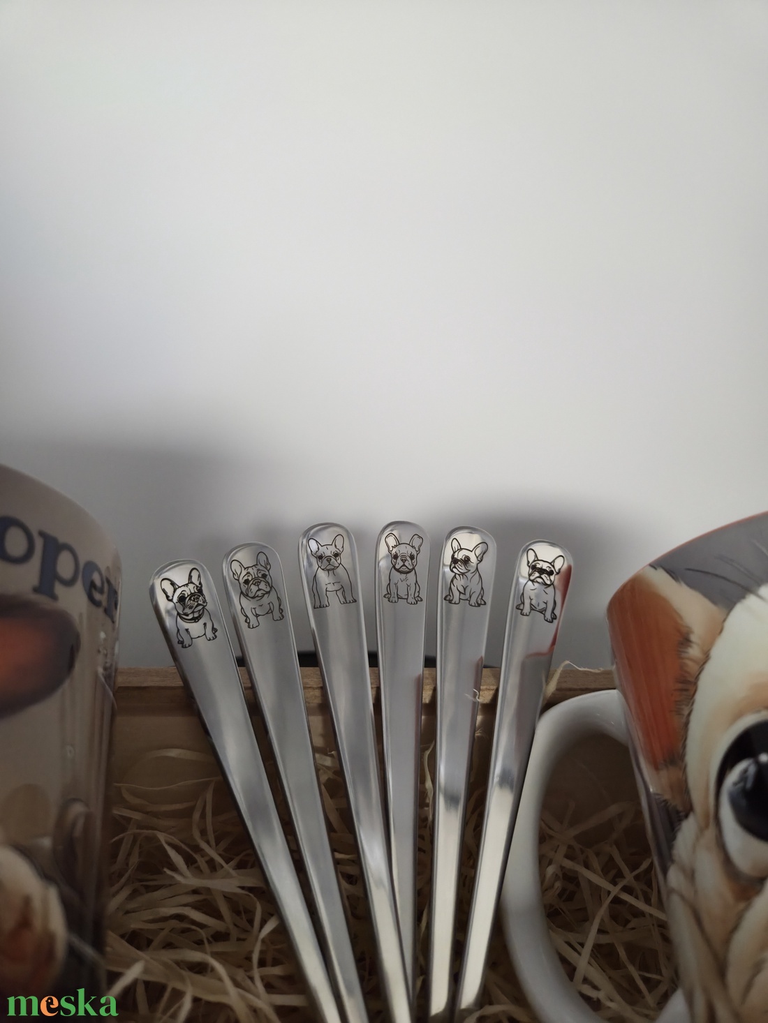 Bulldog bögre és kiskanál szett díszdobozban - otthon & életmód - kisállatoknak - más házikedvenceknek - Meska.hu Bulldog bögre és kiskanál szett díszdobozban - otthon & életmód - kisállatoknak - más házikedvenceknek - Meska.hu