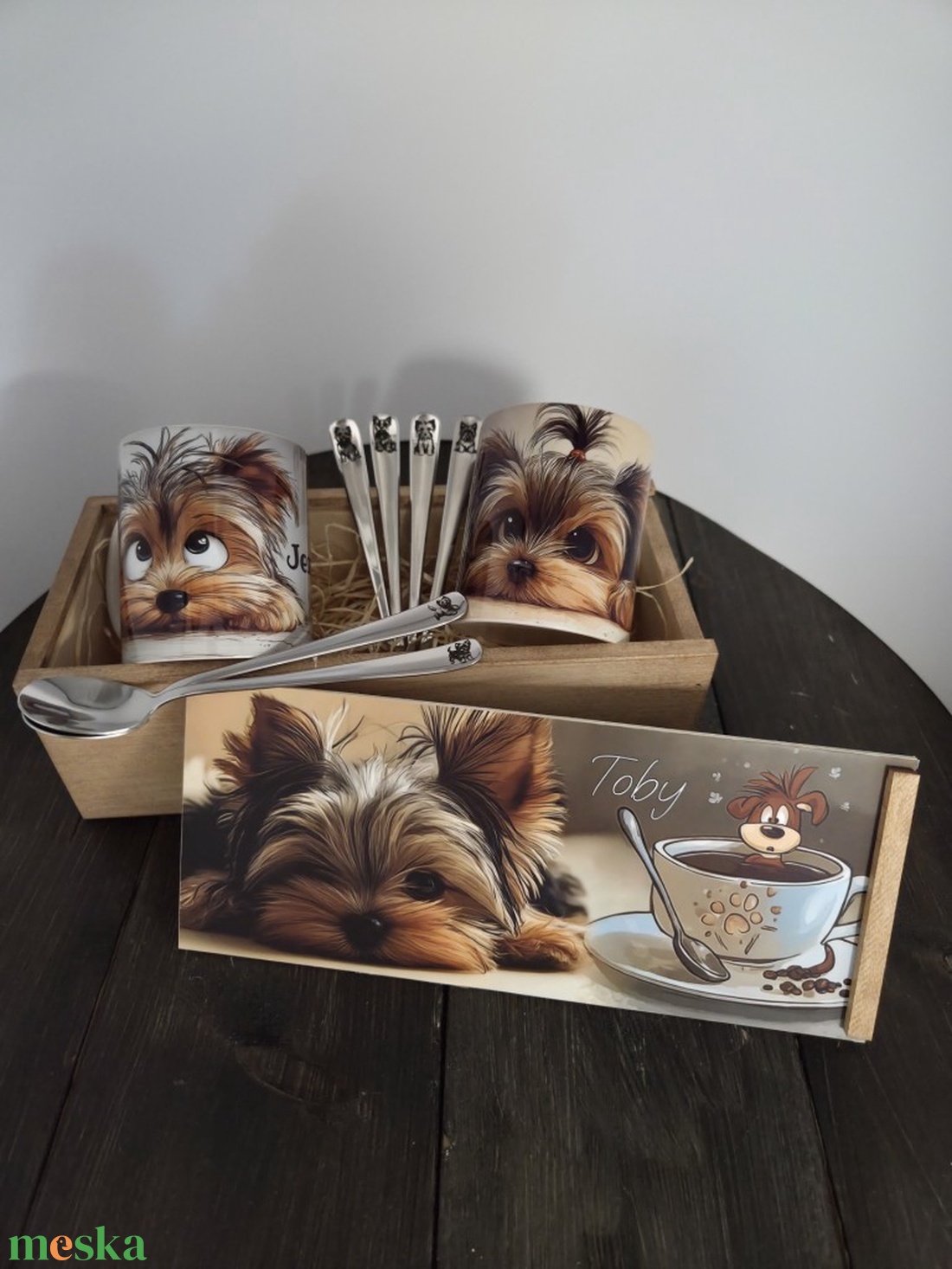 MySweetDog Yorki kutyás bögre és kiskanál szett díszdobozban - otthon & életmód - konyhafelszerelés, tálalás - tálalás - bögre & csésze - Meska.hu