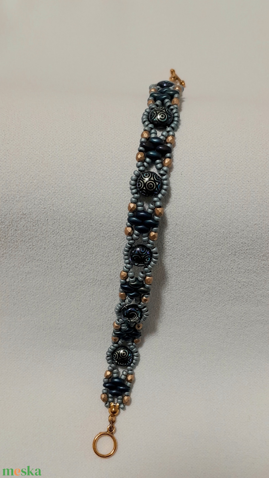 Fekete-türkiz-arany karkötő - ékszer - karkötő - gyöngyös karkötő - Meska.hu