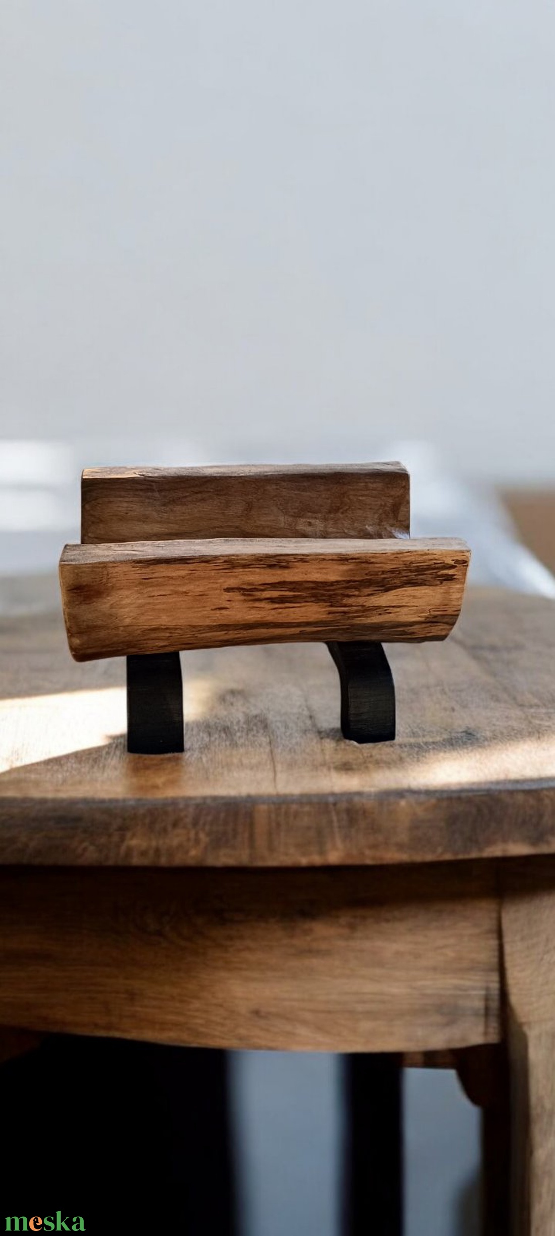 Diófa ág bortartó  égetett diófa lábakkal - otthon & életmód - konyhafelszerelés, tálalás - tálalás - bortartó - Meska.hu