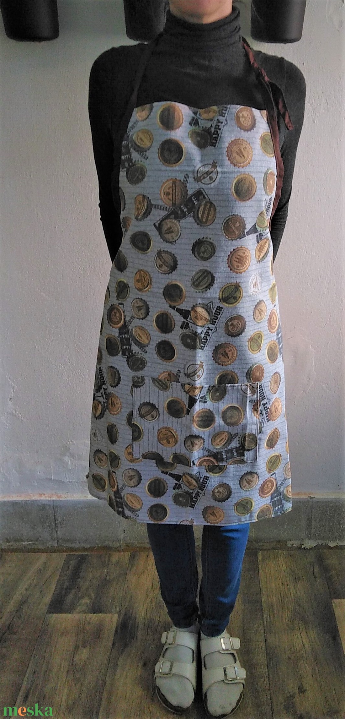 Konyhai kötény, sörkupak mintás - otthon & életmód - konyhafelszerelés, tálalás - konyhai textil - kötény - Meska.hu