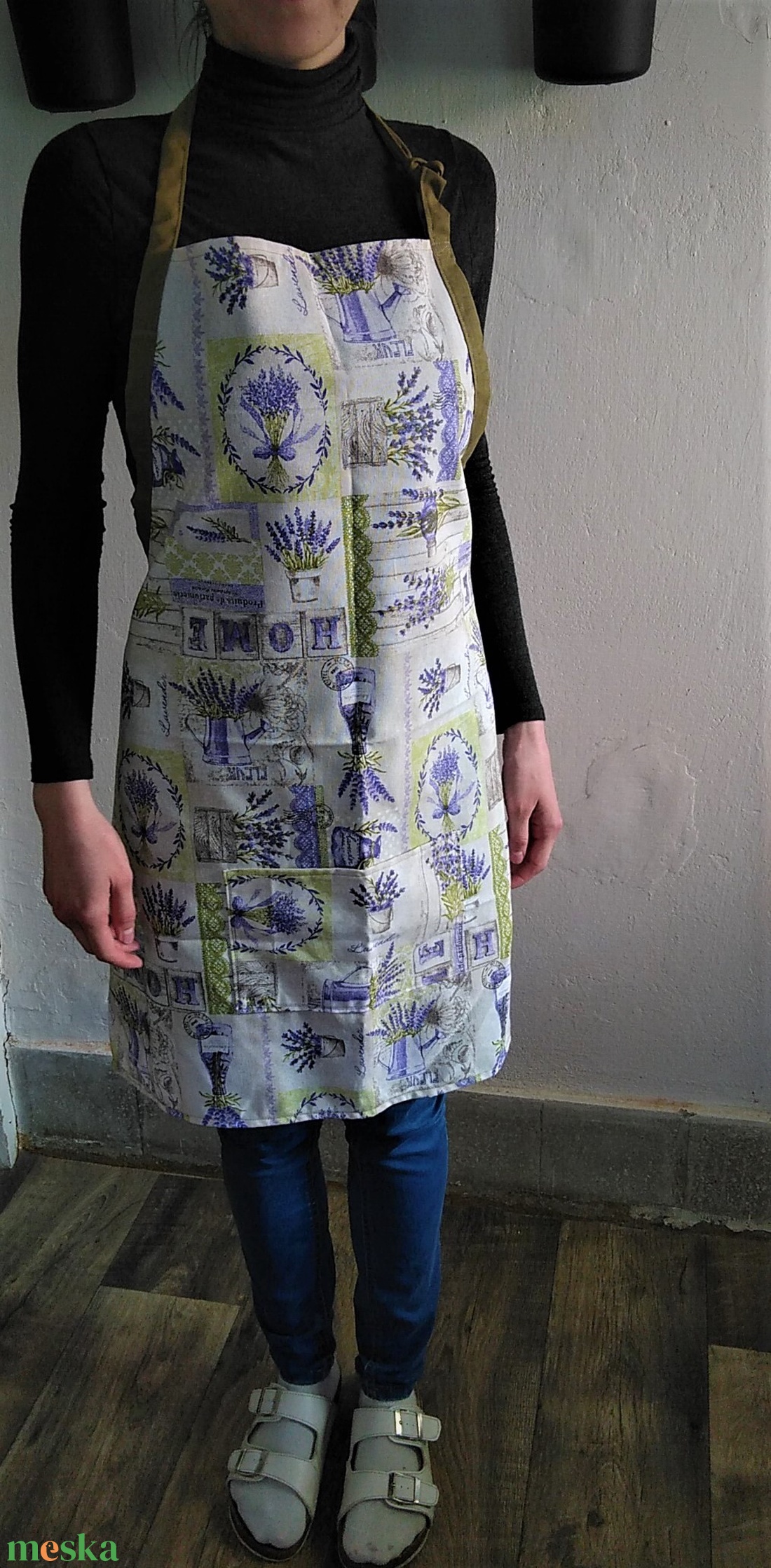 Kötény natúr levendula mintás - otthon & életmód - konyhafelszerelés, tálalás - konyhai textil - kötény - Meska.hu