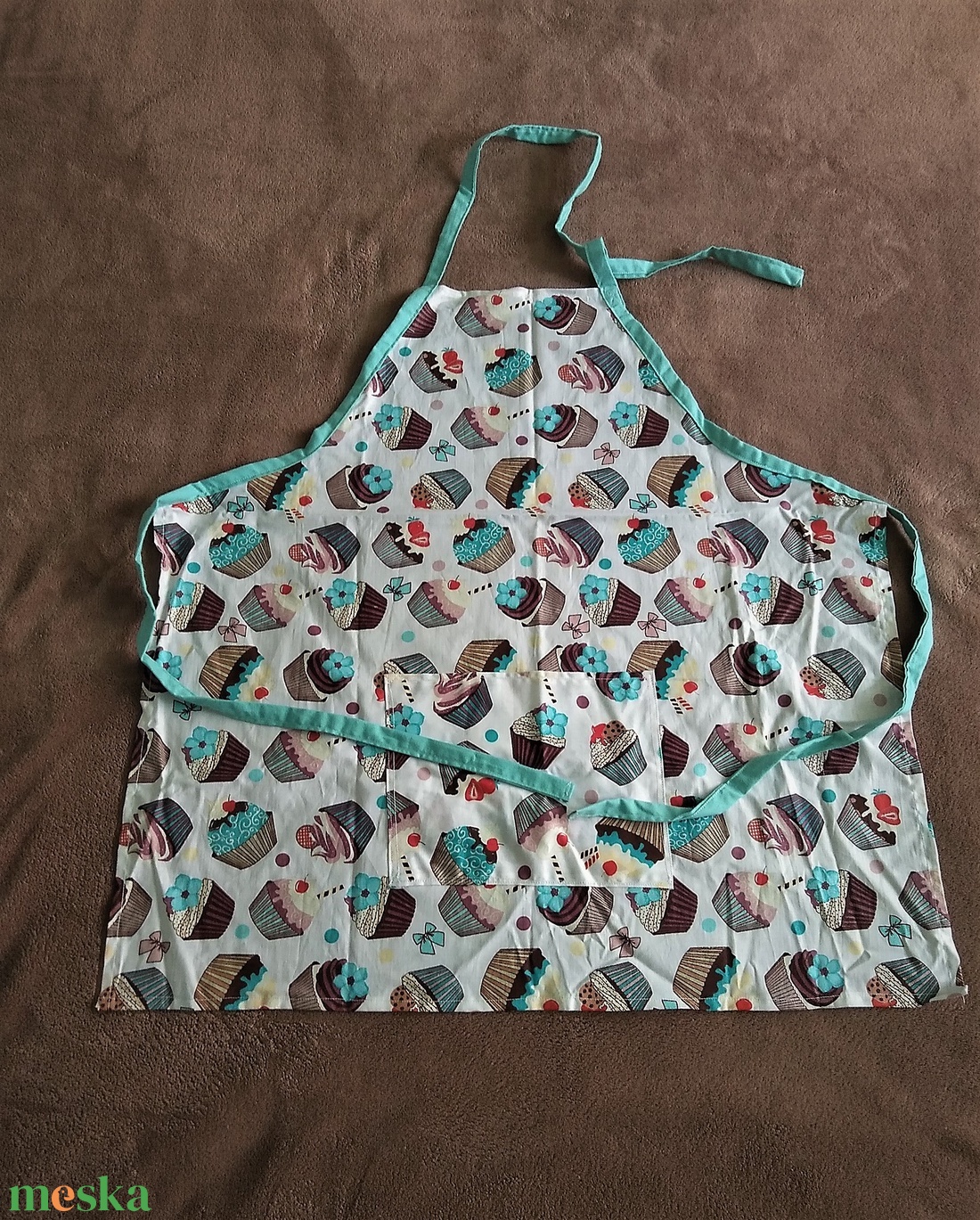 Gyerek Kötény süti mintás - otthon & életmód - konyhafelszerelés, tálalás - konyhai textil - kötény - Meska.hu Gyerek Kötény süti mintás - otthon & életmód - konyhafelszerelés, tálalás - konyhai textil - kötény - Meska.hu