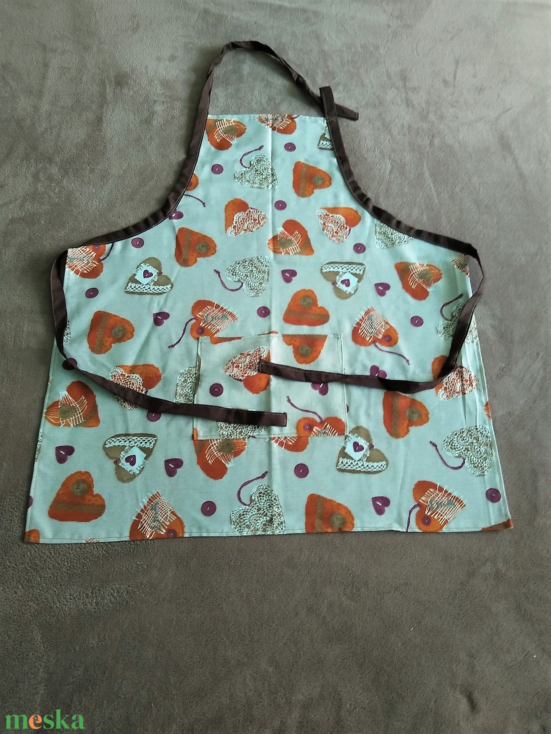 Konyhai gyerekkötény -  szívecske mintás - otthon & életmód - konyhafelszerelés, tálalás - konyhai textil - kötény - Meska.hu