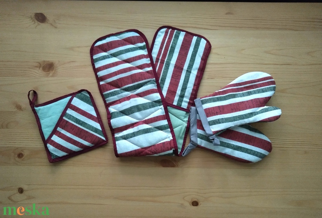 Konyha szett bordó csíkos - otthon & életmód - konyhafelszerelés, tálalás - konyhai textil - edényfogó & edényfedő - Meska.hu Konyha szett bordó csíkos - otthon & életmód - konyhafelszerelés, tálalás - konyhai textil - edényfogó & edényfedő - Meska.hu