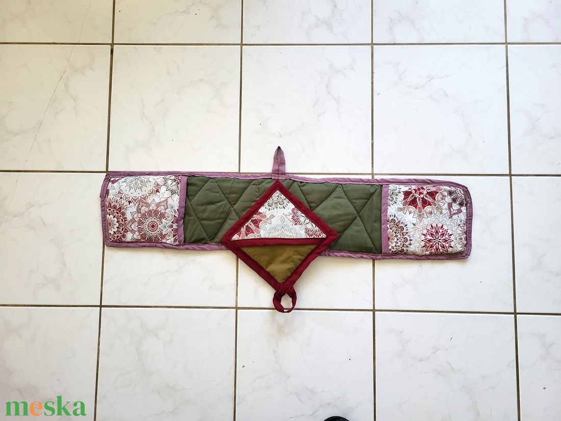 Konyha szett bordó mandala mintás (fedélfogóval) - otthon & életmód - konyhafelszerelés, tálalás - konyhai textil - edényfogó & edényfedő - Meska.hu Konyha szett bordó mandala mintás (fedélfogóval) - otthon & életmód - konyhafelszerelés, tálalás - konyhai textil - edényfogó & edényfedő - Meska.hu
