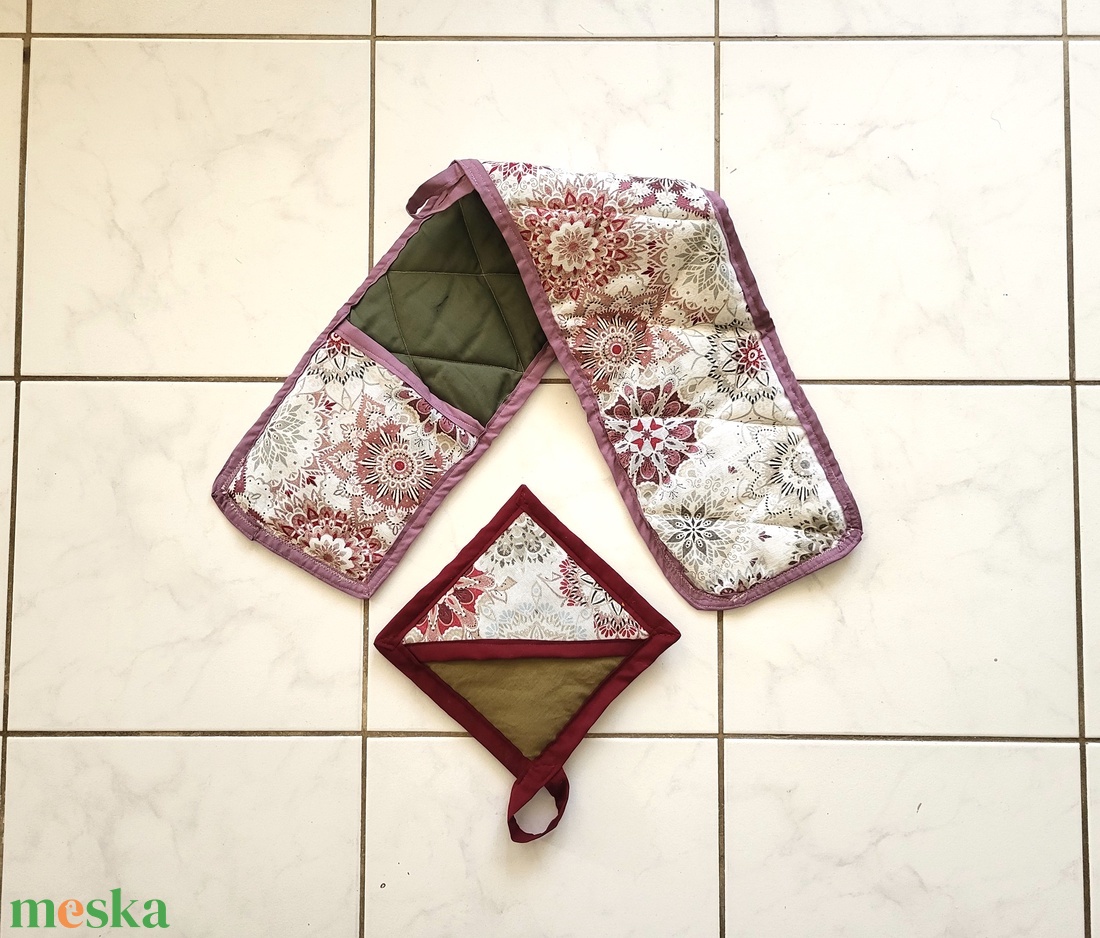 Konyha szett bordó mandala mintás (fedélfogóval) - otthon & életmód - konyhafelszerelés, tálalás - konyhai textil - edényfogó & edényfedő - Meska.hu Konyha szett bordó mandala mintás (fedélfogóval) - otthon & életmód - konyhafelszerelés, tálalás - konyhai textil - edényfogó & edényfedő - Meska.hu