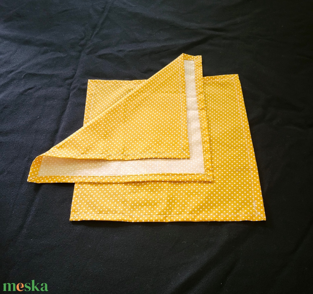 Textil szalvéta - Mustársárga alapon fehér pöttyös - otthon & életmód - konyhafelszerelés, tálalás - konyhai textil - szalvéta - Meska.hu Textil szalvéta - Mustársárga alapon fehér pöttyös - otthon & életmód - konyhafelszerelés, tálalás - konyhai textil - szalvéta - Meska.hu