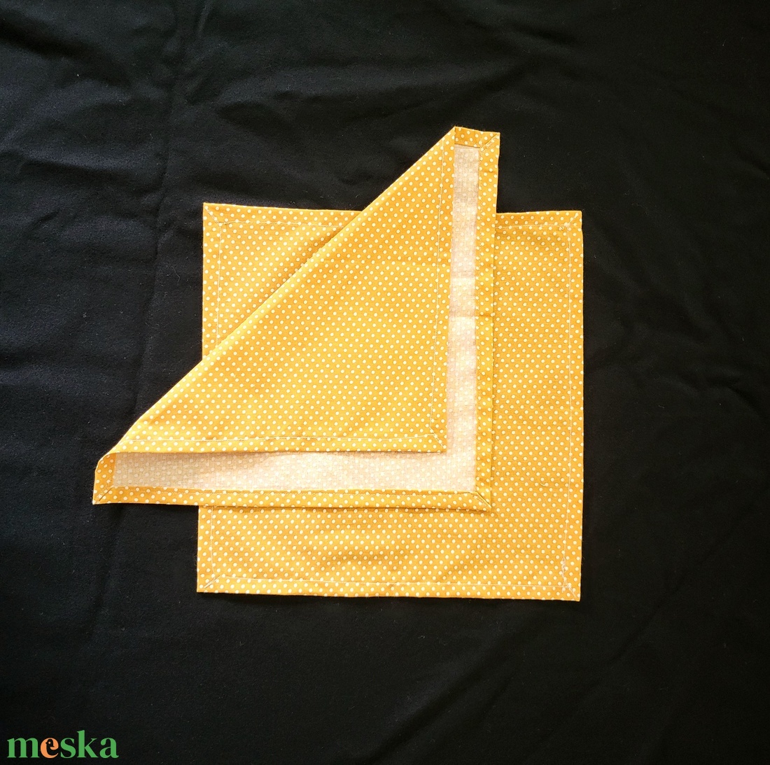 Textil szalvéta - Mustársárga alapon fehér pöttyös - otthon & életmód - konyhafelszerelés, tálalás - konyhai textil - szalvéta - Meska.hu Textil szalvéta - Mustársárga alapon fehér pöttyös - otthon & életmód - konyhafelszerelés, tálalás - konyhai textil - szalvéta - Meska.hu