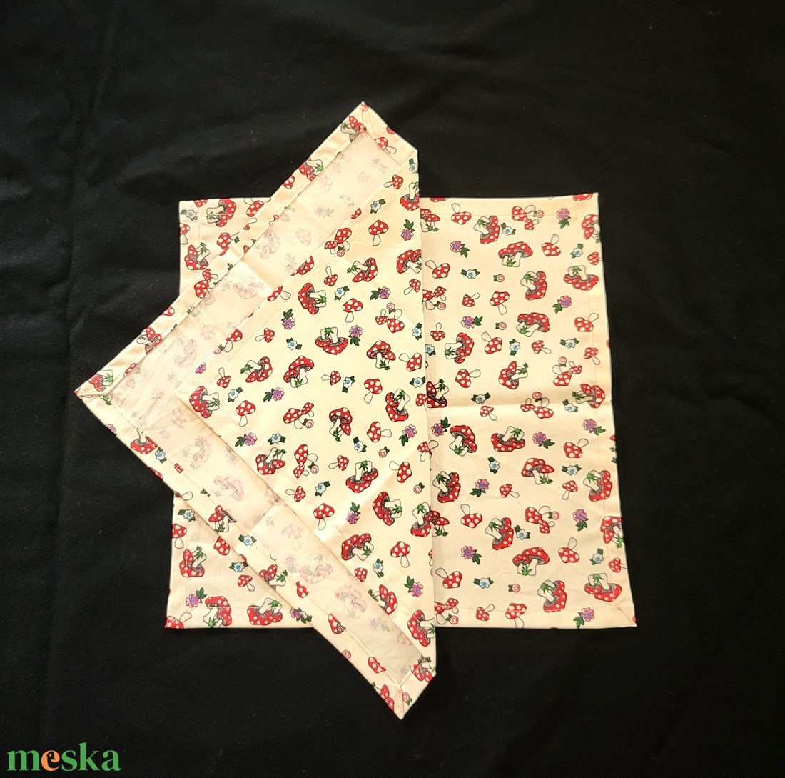 Textil szalvéta - apró gombás - otthon & életmód - konyhafelszerelés, tálalás - konyhai textil - szalvéta - Meska.hu