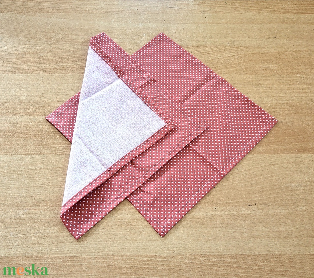 Textil szalvéta - pöttyös mintás - otthon & életmód - konyhafelszerelés, tálalás - konyhai textil - szalvéta - Meska.hu Textil szalvéta - pöttyös mintás - otthon & életmód - konyhafelszerelés, tálalás - konyhai textil - szalvéta - Meska.hu