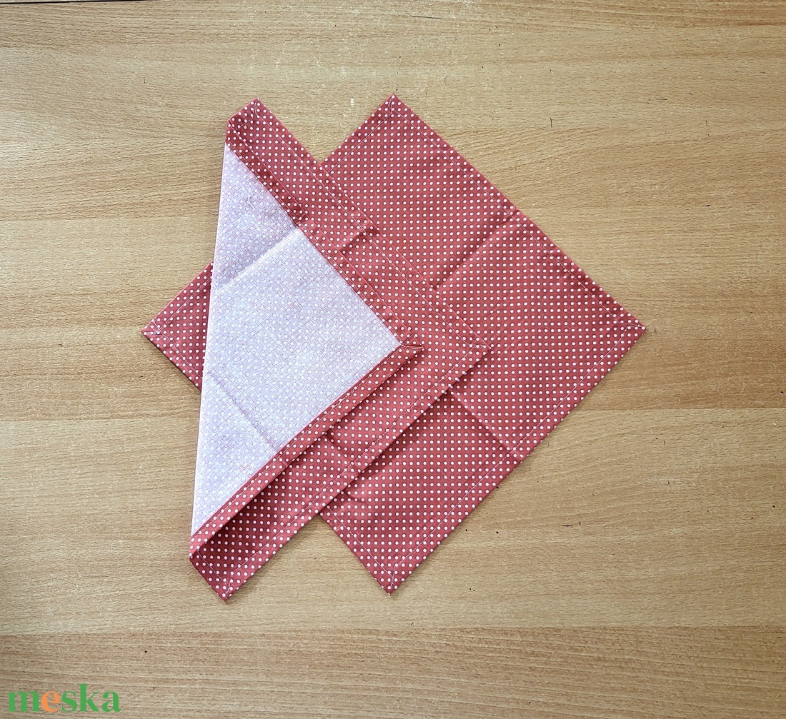 Textil szalvéta - pöttyös mintás - otthon & életmód - konyhafelszerelés, tálalás - konyhai textil - szalvéta - Meska.hu Textil szalvéta - pöttyös mintás - otthon & életmód - konyhafelszerelés, tálalás - konyhai textil - szalvéta - Meska.hu