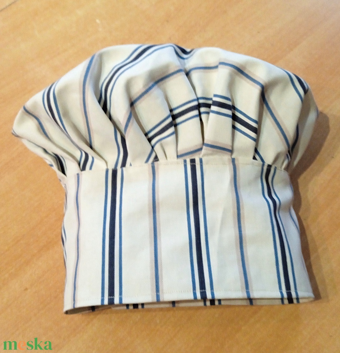 Gyerekkötény szakács sapkával egyedi megrendelésre - otthon & életmód - konyhafelszerelés, tálalás - konyhai textil - kötény - Meska.hu Gyerekkötény szakács sapkával egyedi megrendelésre - otthon & életmód - konyhafelszerelés, tálalás - konyhai textil - kötény - Meska.hu