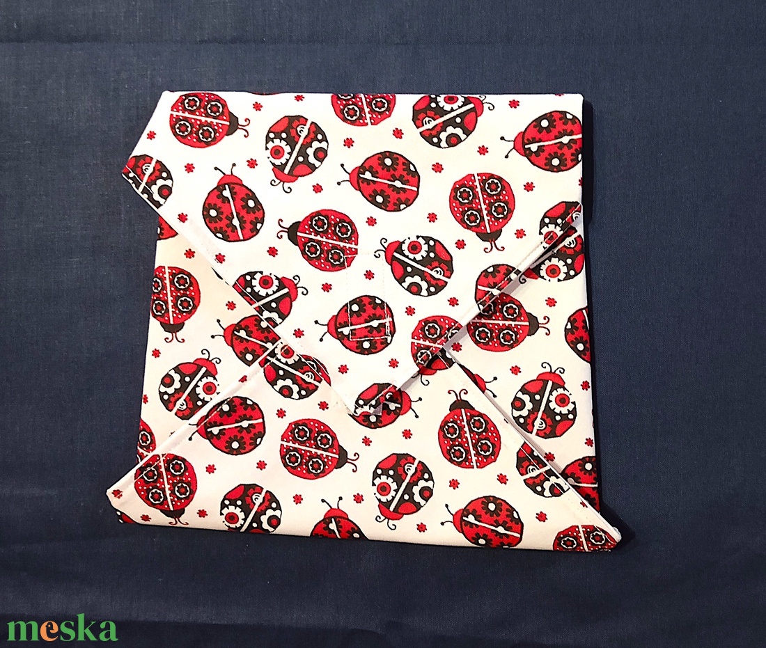 Öko szendvicscsomagoló, újra szalvéta - népies katica mintás - táska & tok - uzsonna- & ebéd tartó - szendvics csomagoló - Meska.hu