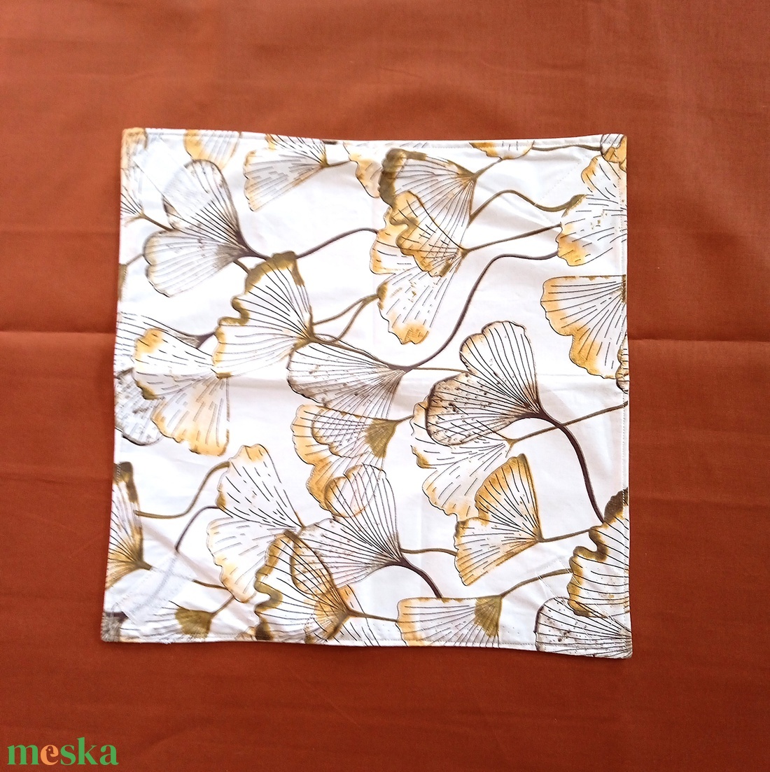 Öko szendvicscsomagoló, újraszalvéta - ginko biloba, barna - narancssárga - táska & tok - uzsonna- & ebéd tartó - szendvics csomagoló - Meska.hu