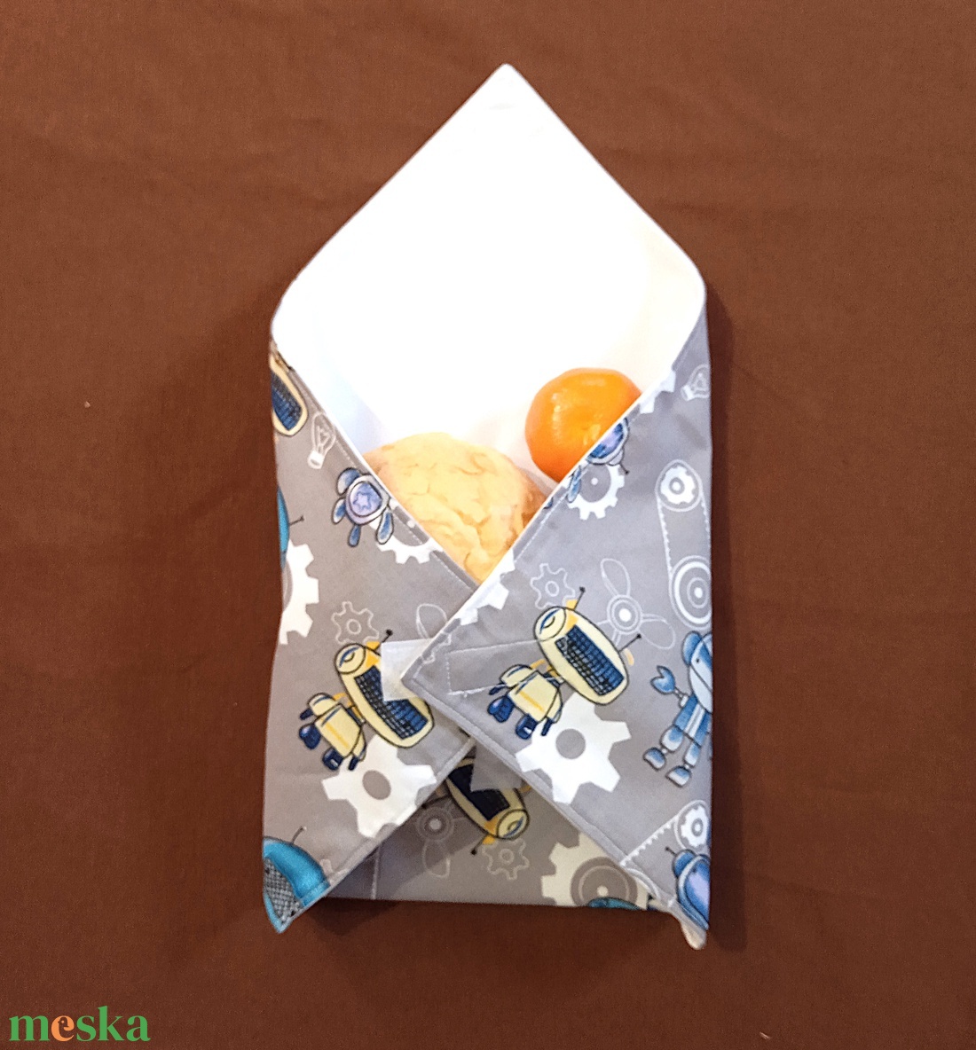 Öko szendvicscsomagoló, újraszalvéta - robotok szürke alapon - táska & tok - uzsonna- & ebéd tartó - szendvics csomagoló - Meska.hu