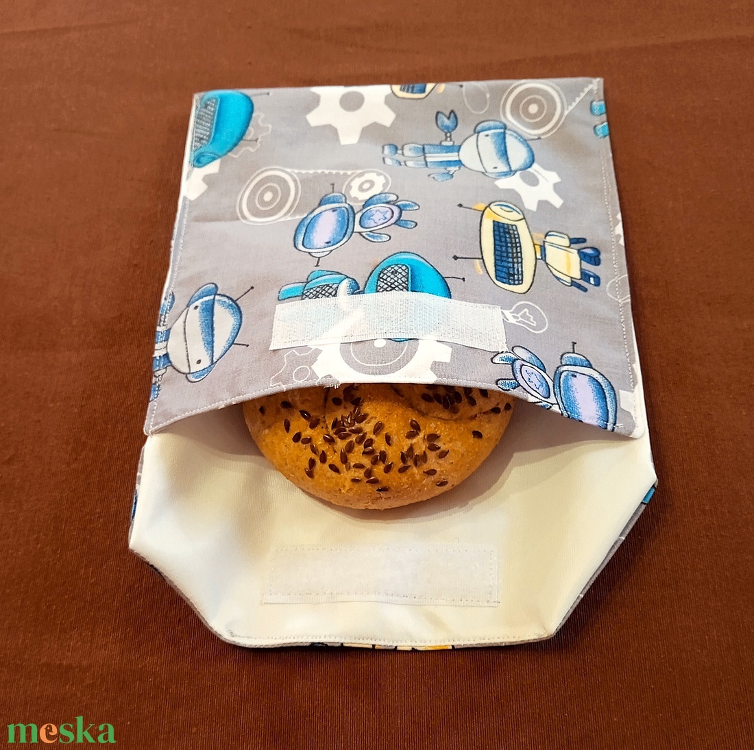 Tépőzáras snackbag,  uzsonnatasak, szendvics tartó - szürke alapon robotok - táska & tok - bevásárlás & shopper táska - kenyeres zsák - Meska.hu