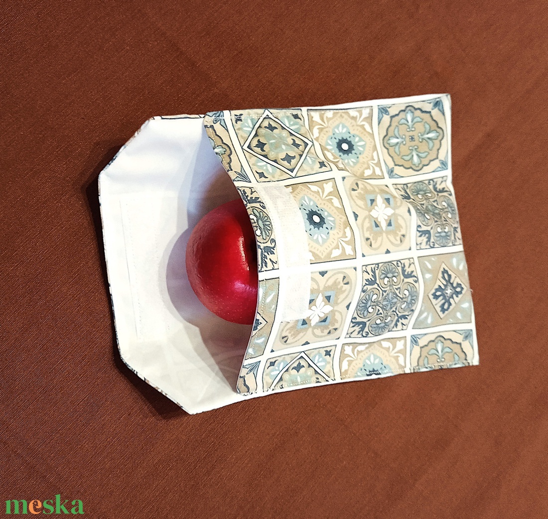 Tépőzáras snackbag,  uzsonnatasak, szendvics tartó - szürke, ezüst, kék színű mozaik mintás - táska & tok - bevásárlás & shopper táska - kenyeres zsák - Meska.hu