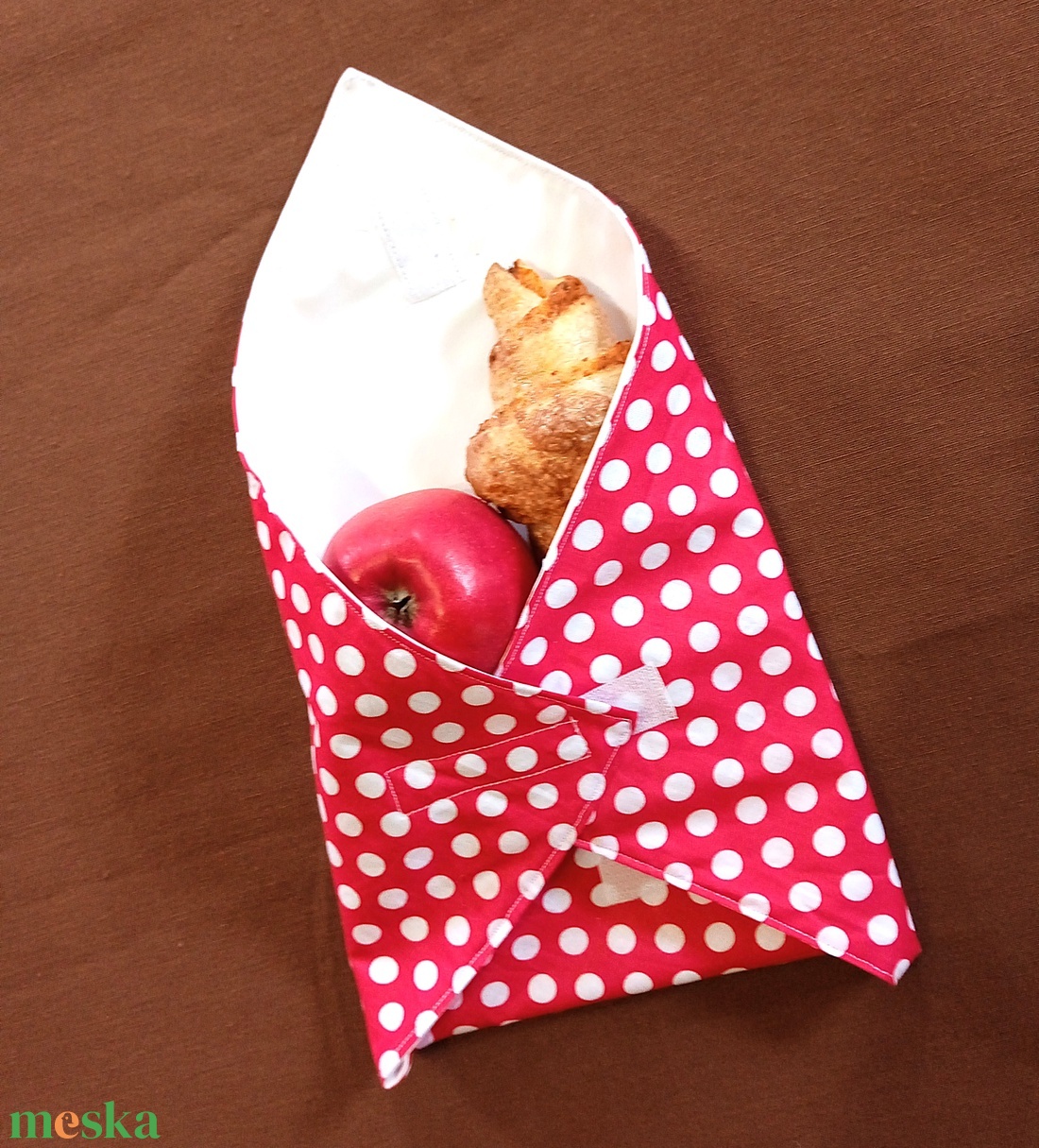 Öko szendvicscsomagoló, újraszalvéta - piros fehér nagy pöttyös - táska & tok - uzsonna- & ebéd tartó - szendvics csomagoló - Meska.hu