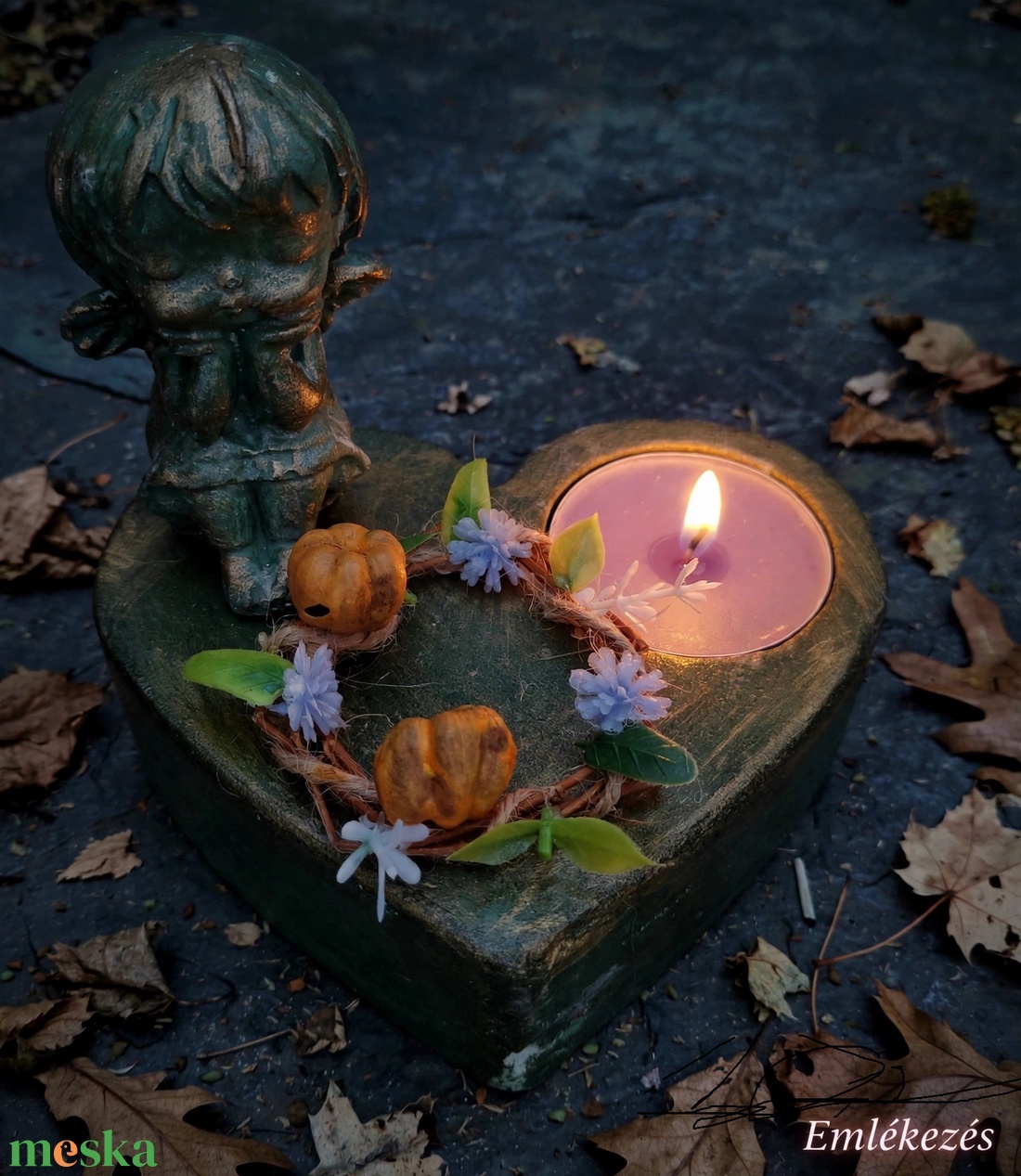 Imádkozó angyalka szív mécsestartó - kegyeleti dísz Halottak Napjára - vesszőkoszorúval - otthon & életmód - dekoráció - halloween - halloweeni dekoráció - Meska.hu