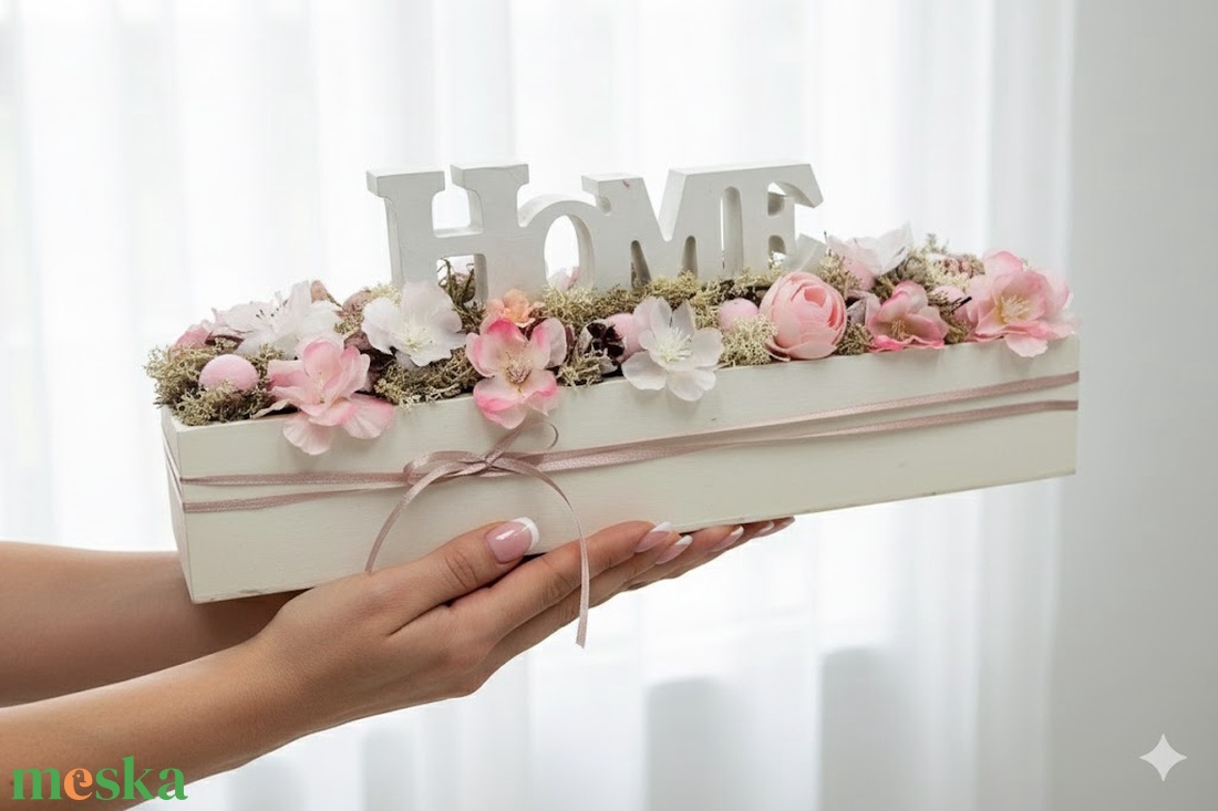asztaldísz � HOME felirattal, fehér és halványrózsaszín virágokkal - otthon & életmód - dekoráció - asztal és polc dekoráció - asztaldísz - Meska.hu