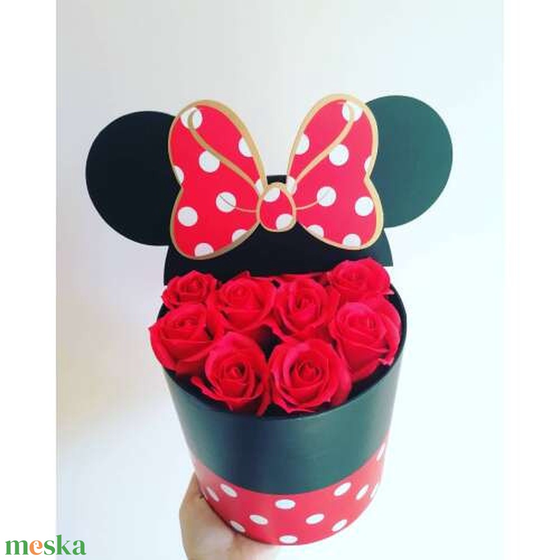 Piros rózsás minnie virágbox - otthon & életmód - virágdekoráció - virágok - virágcsokor - Meska.hu