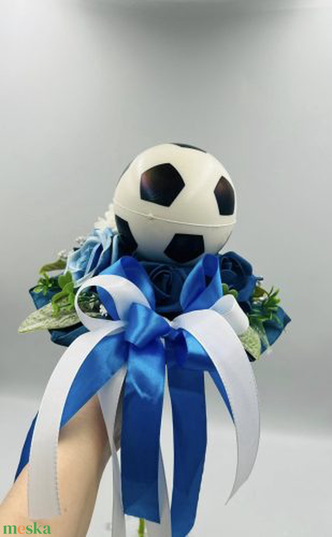 Focis ballagási csokor � maradandó, egyedi ajándék focirajongóknak - otthon & életmód - virágdekoráció - virágok - virágcsokor - Meska.hu