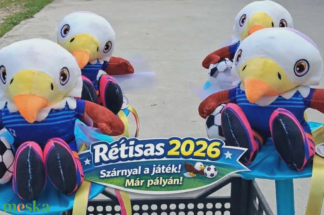 Focis ballagási csokor sas plüss figurával � sportos ajándék ballagásra - otthon & életmód - virágdekoráció - virágok - virágcsokor - Meska.hu
